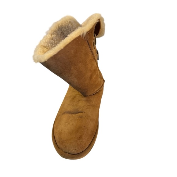 UGG CHESTNUT TAN SUEDE LEATHER & SHEEPSKIN S/N 1010258 BAILEY STYLE BOOTS--7 - Picture 6 of 10